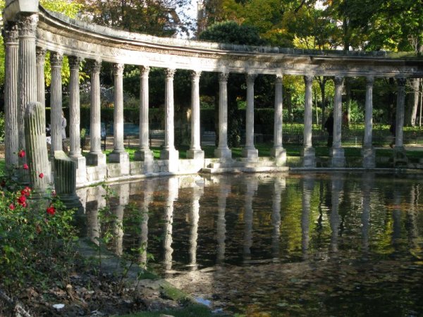 La naumachie du parc Monceau.
© Ville de Paris La naumachie du parc Monceau.
© Ville de Paris